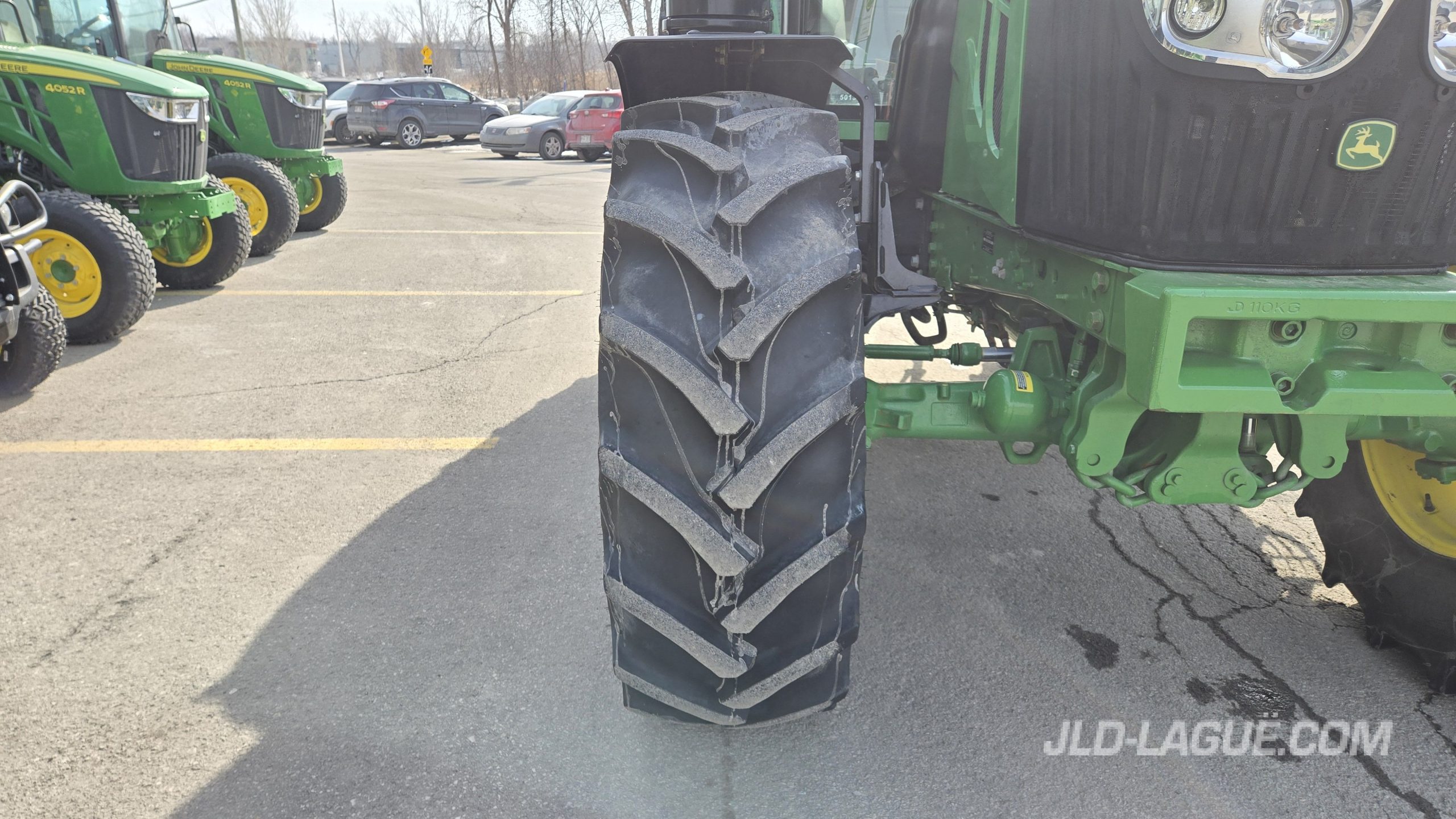 JD 6120M IVT 4X4 CAB TLS,