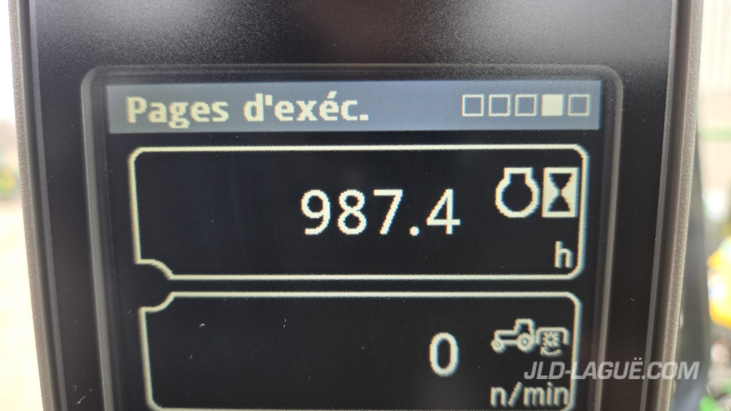 JD 6120M IVT 4X4 CAB TLS,