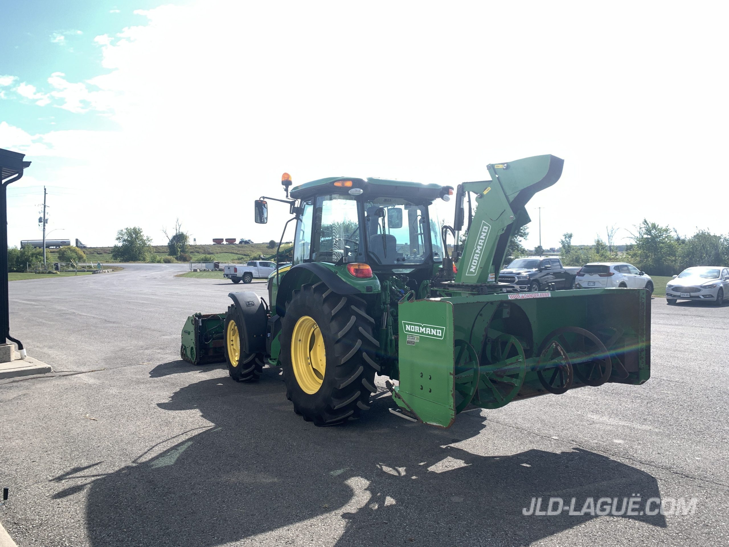 JD 5090M 4X4 CAB +KIT