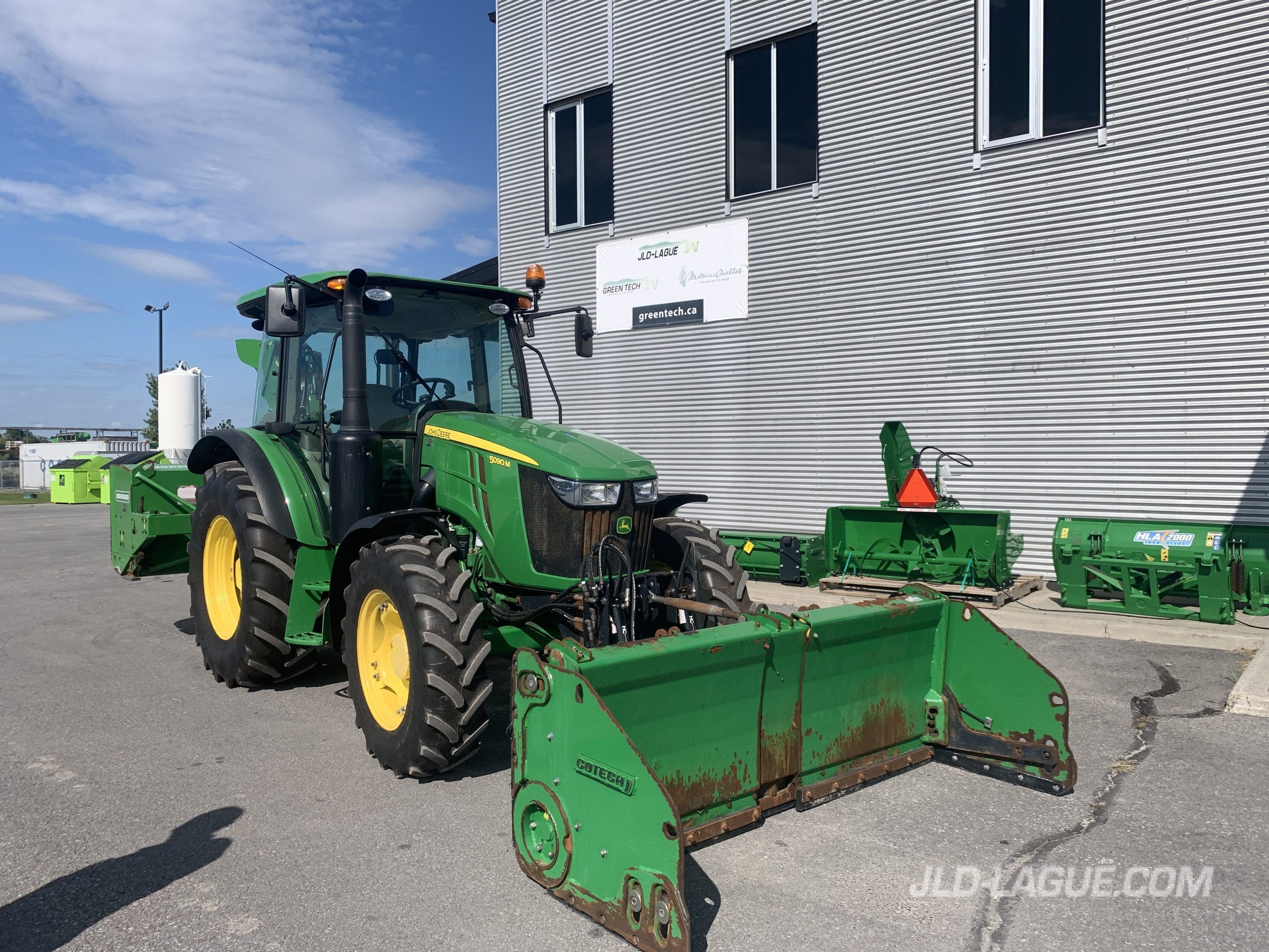 JD 5090M 4X4 CAB +KIT