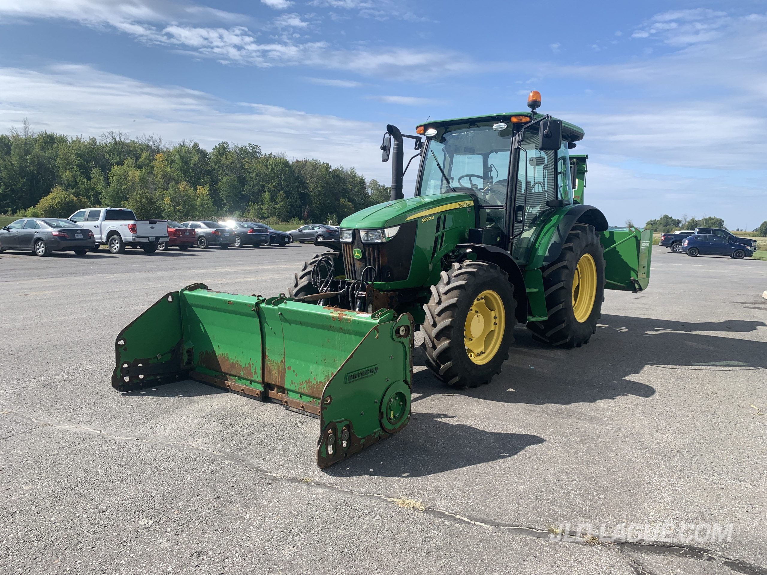 JD 5090M 4X4 CAB +KIT