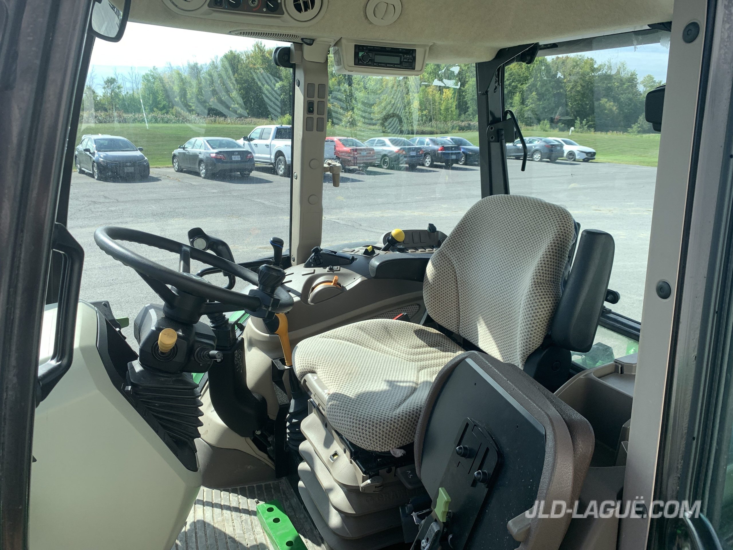 JD 5090M 4X4 CAB +KIT