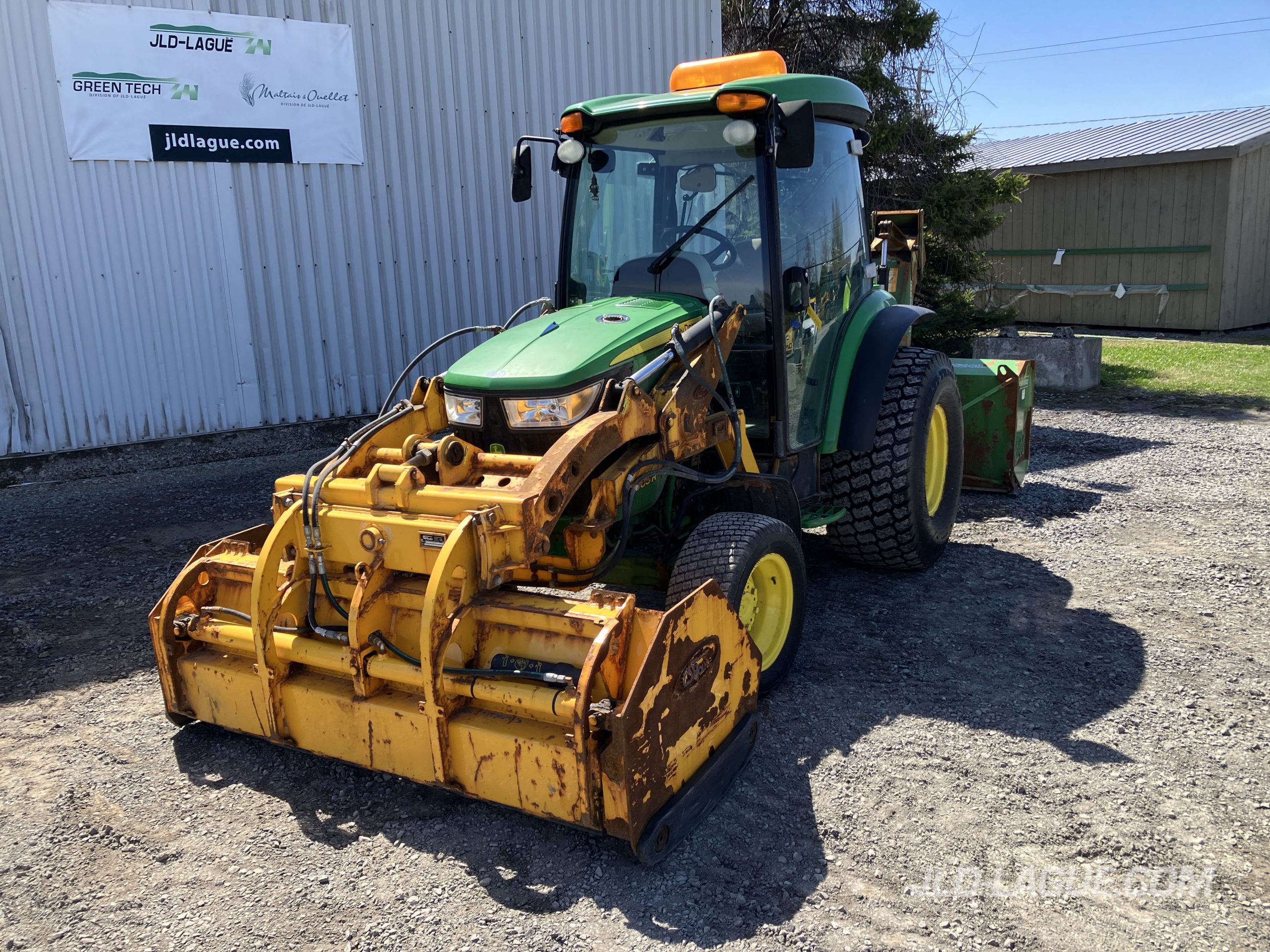 JD 4066R 4X4 CAB + KIT