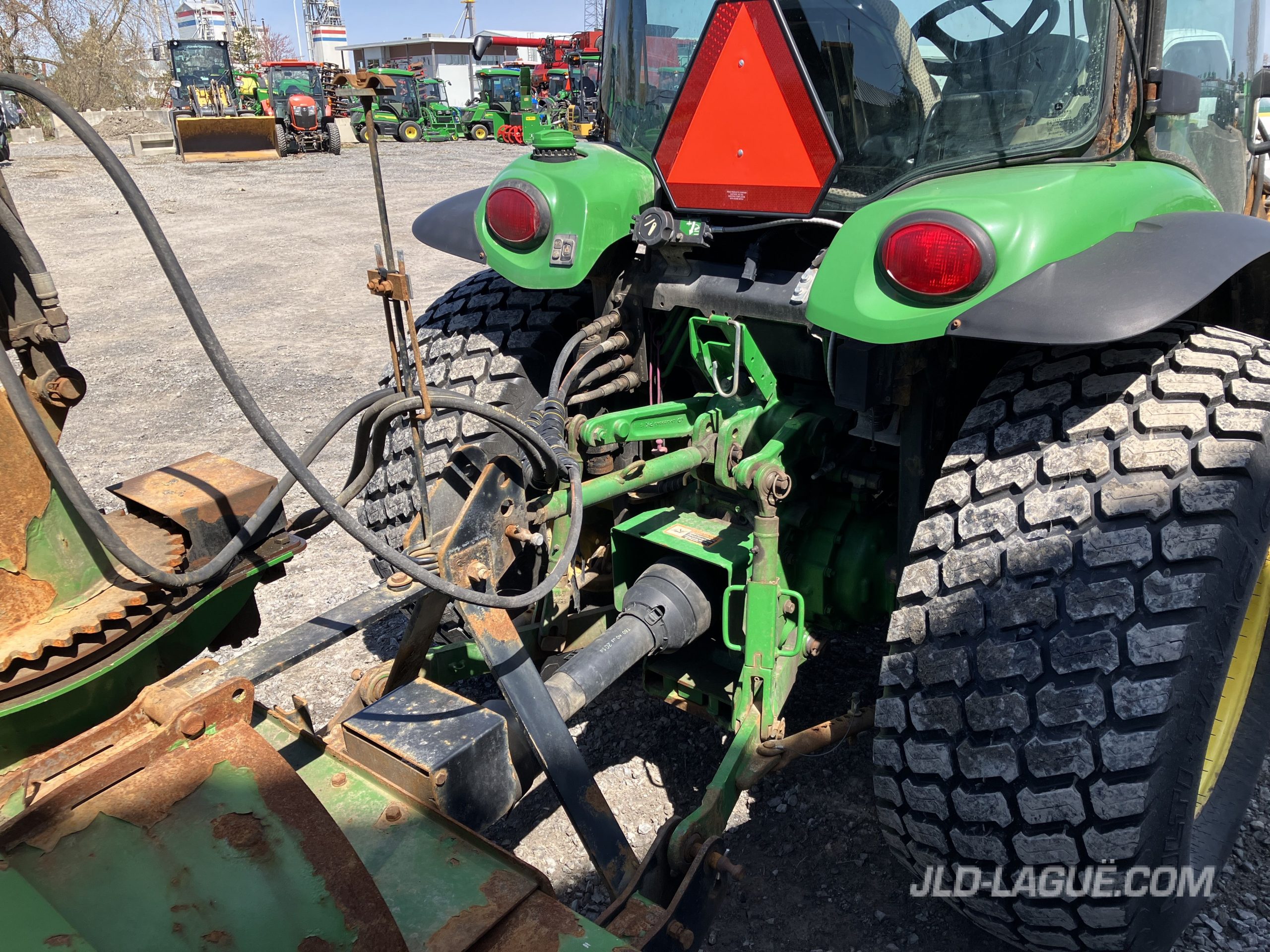 JD 4066R 4X4 CAB + KIT