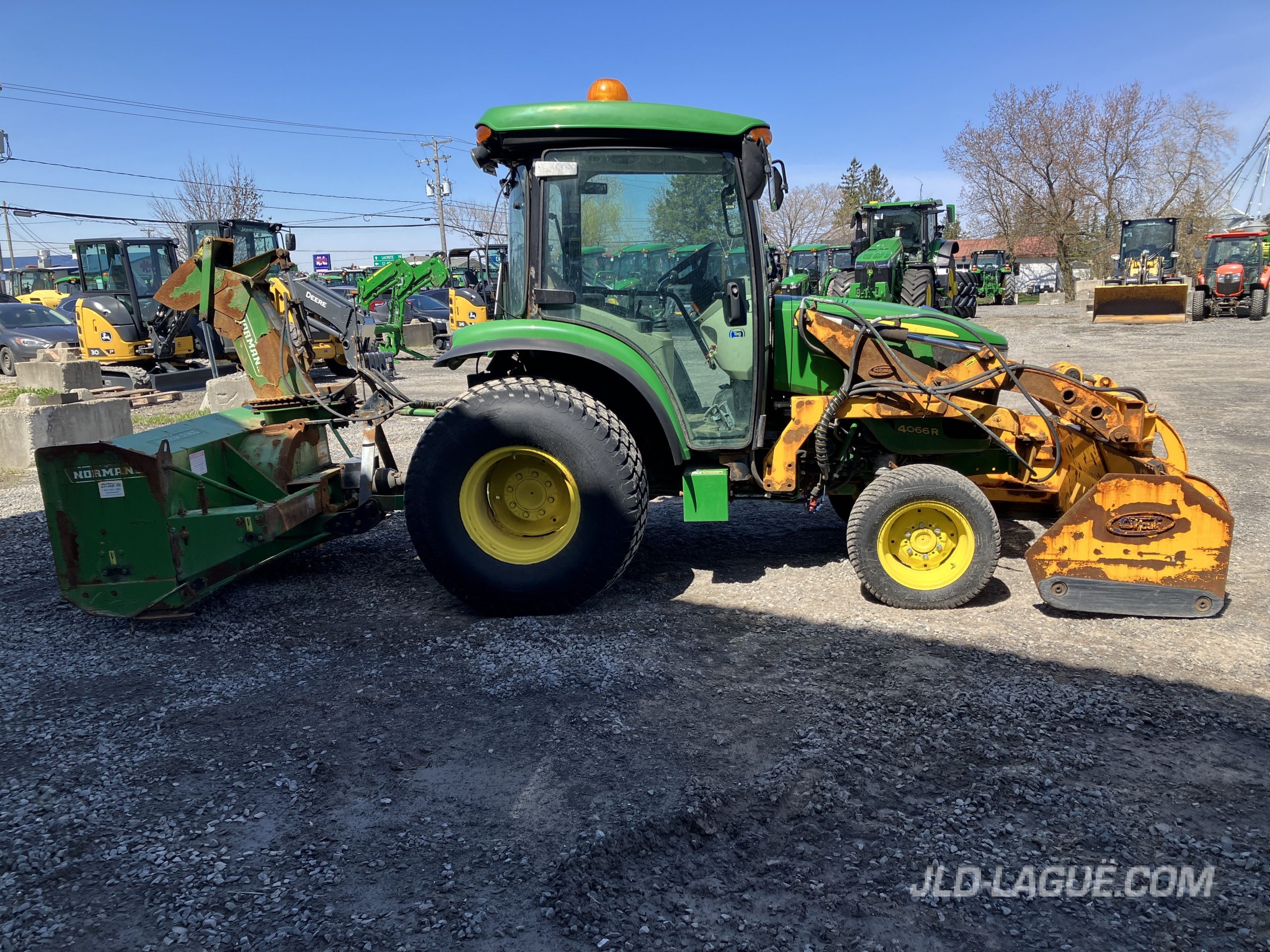 JD 4066R 4X4 CAB + KIT