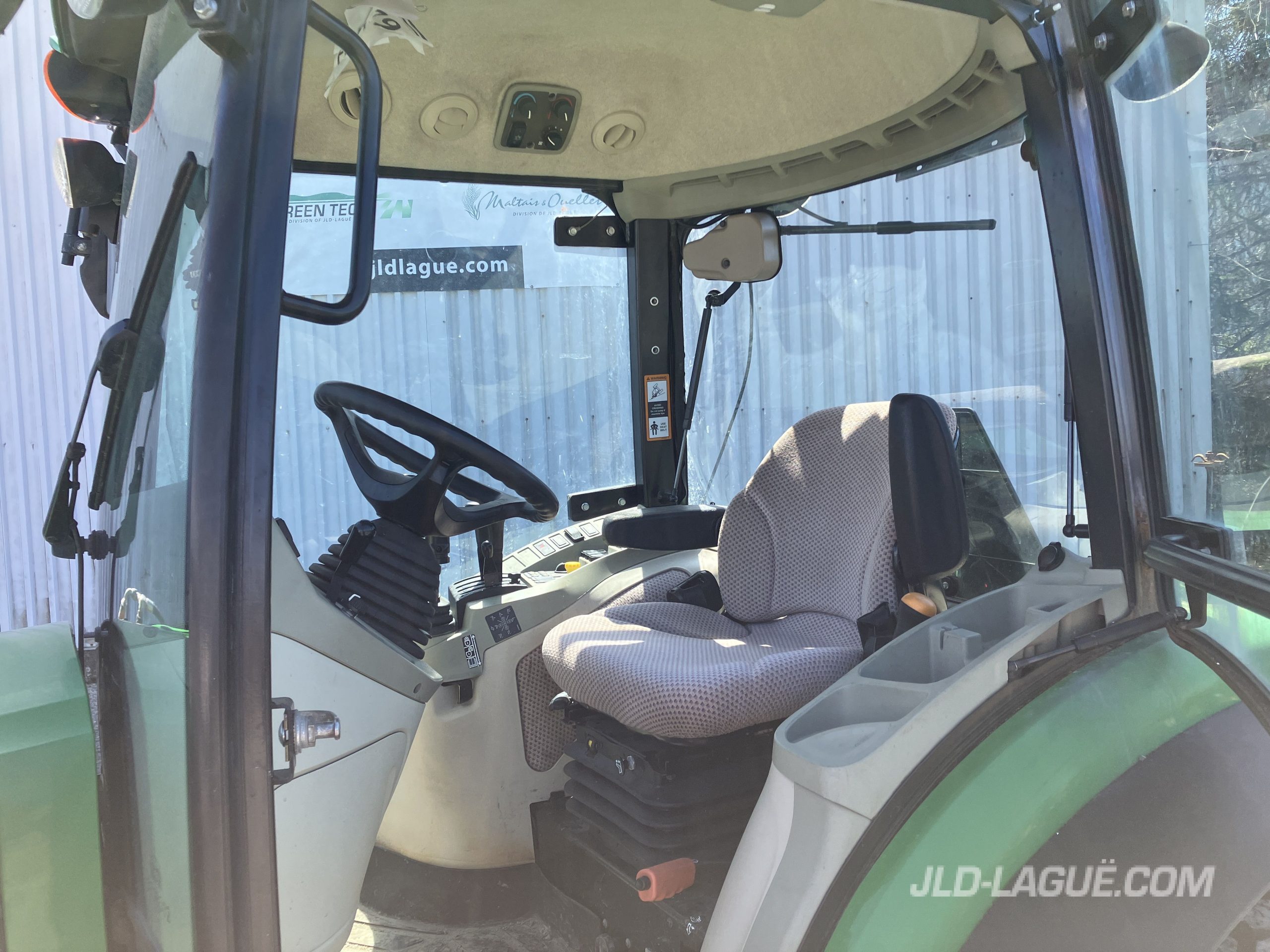 JD 4066R 4X4 CAB + KIT