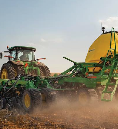 Informez-vous sur les offres de pré-commandes de semoirs pneumatiques John Deere
