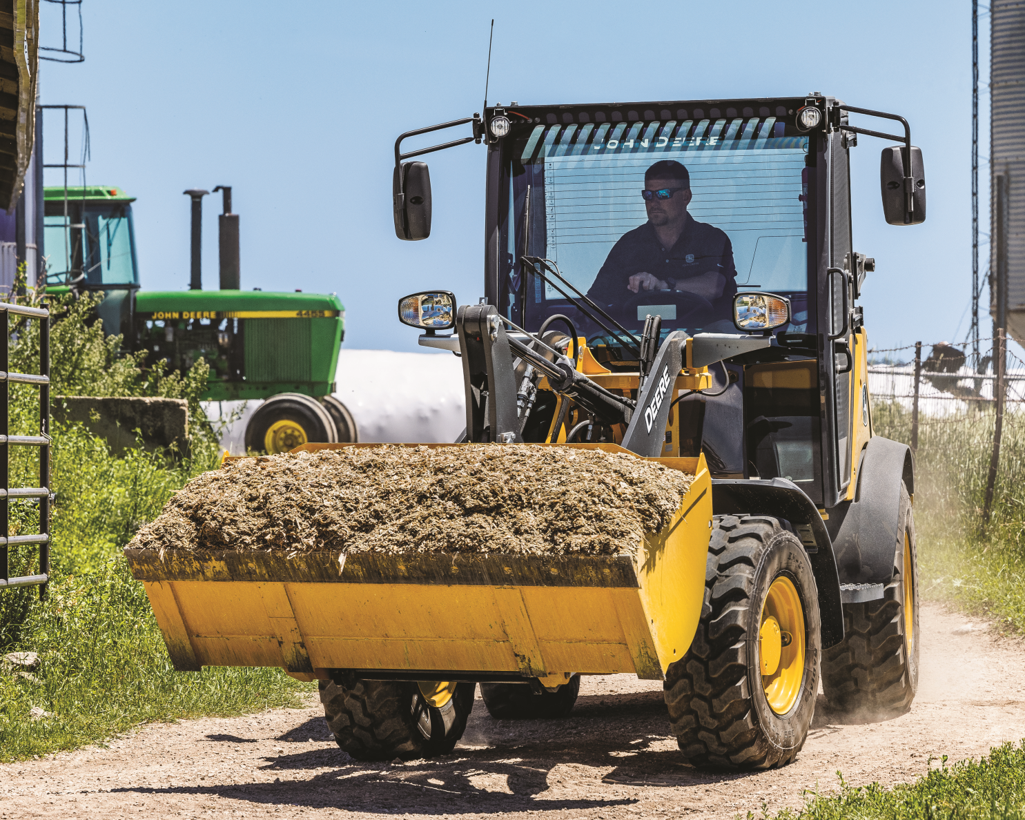 Chargeuses compactes à roues