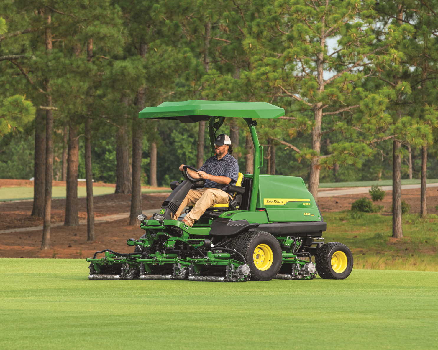 Tondeuses de verts autoportées