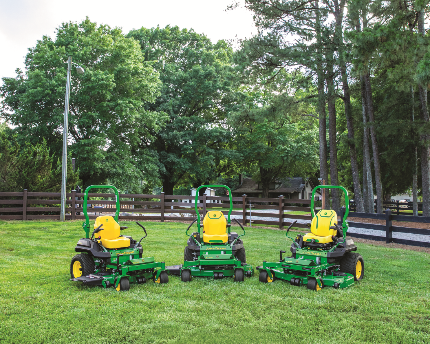 Tondeuses à rayon de braquage nul