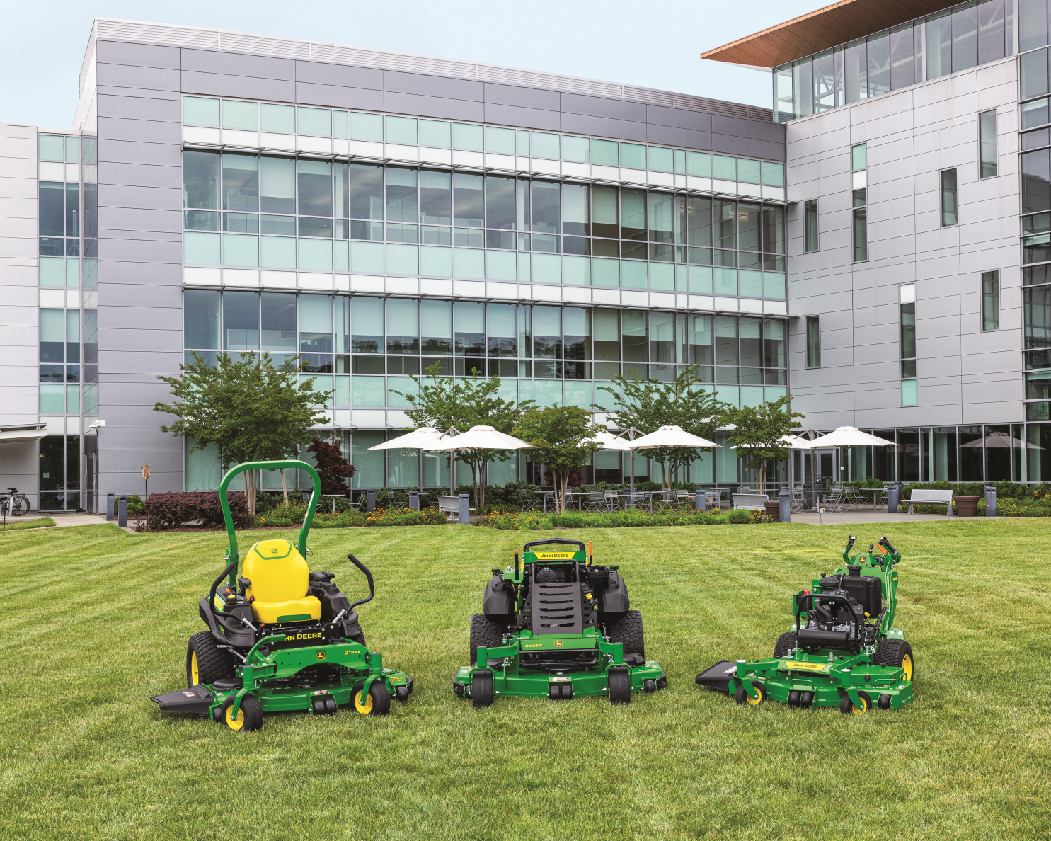 Tondeuses à rayon de braquage nul