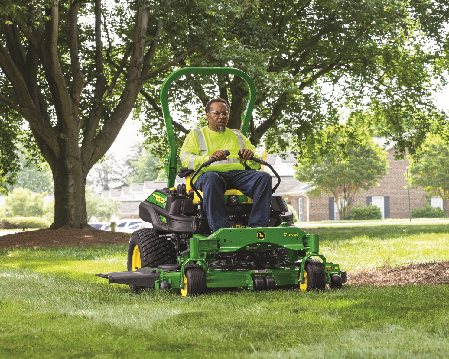 Tondeuses à rayon de braquage nul commerciales
